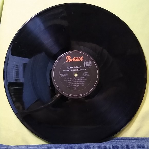 Eddy Grant Killer On The Rampage 1983 Vinyl record - Picture 3 of 4